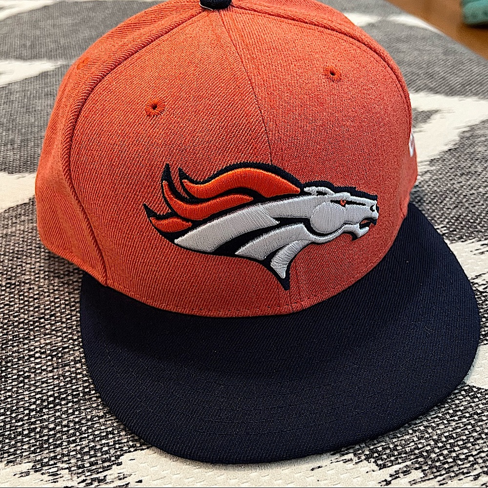 Mens NEW ERA Fitted Denver Broncos Hat, Heather Orange, 7 5/8